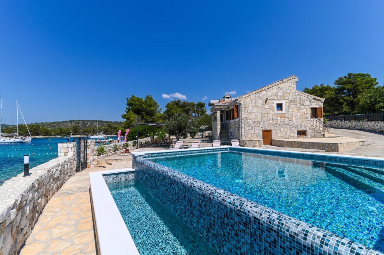 Villa Rudini With Heated Pool Округ-Горній Екстер'єр фото