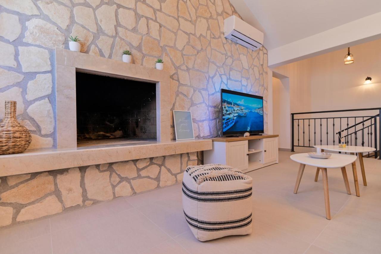 Villa Rudini With Heated Pool Округ-Горній Екстер'єр фото